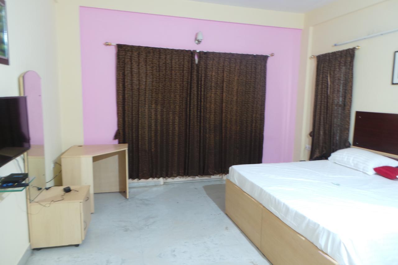 White House Hotel Bangalore Extérieur photo