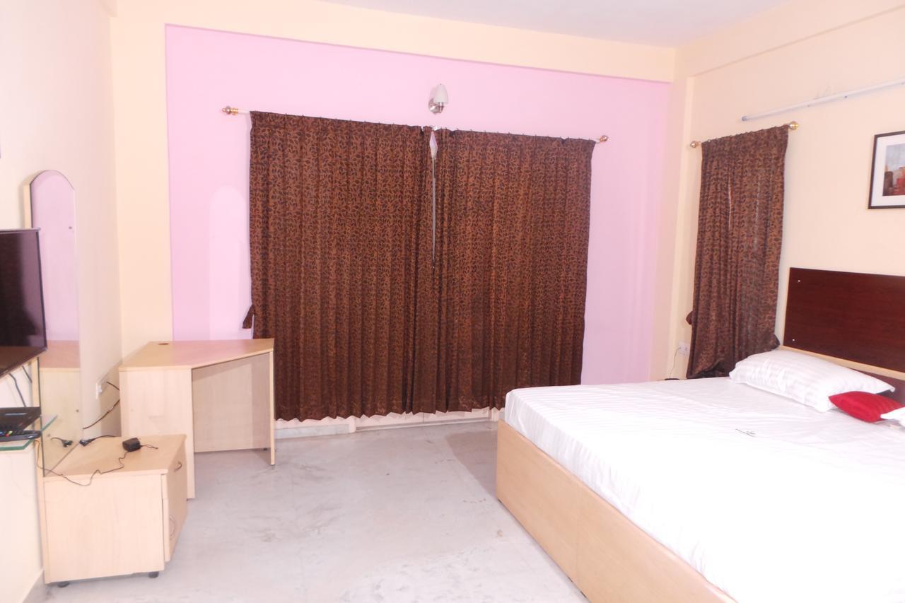 White House Hotel Bangalore Extérieur photo
