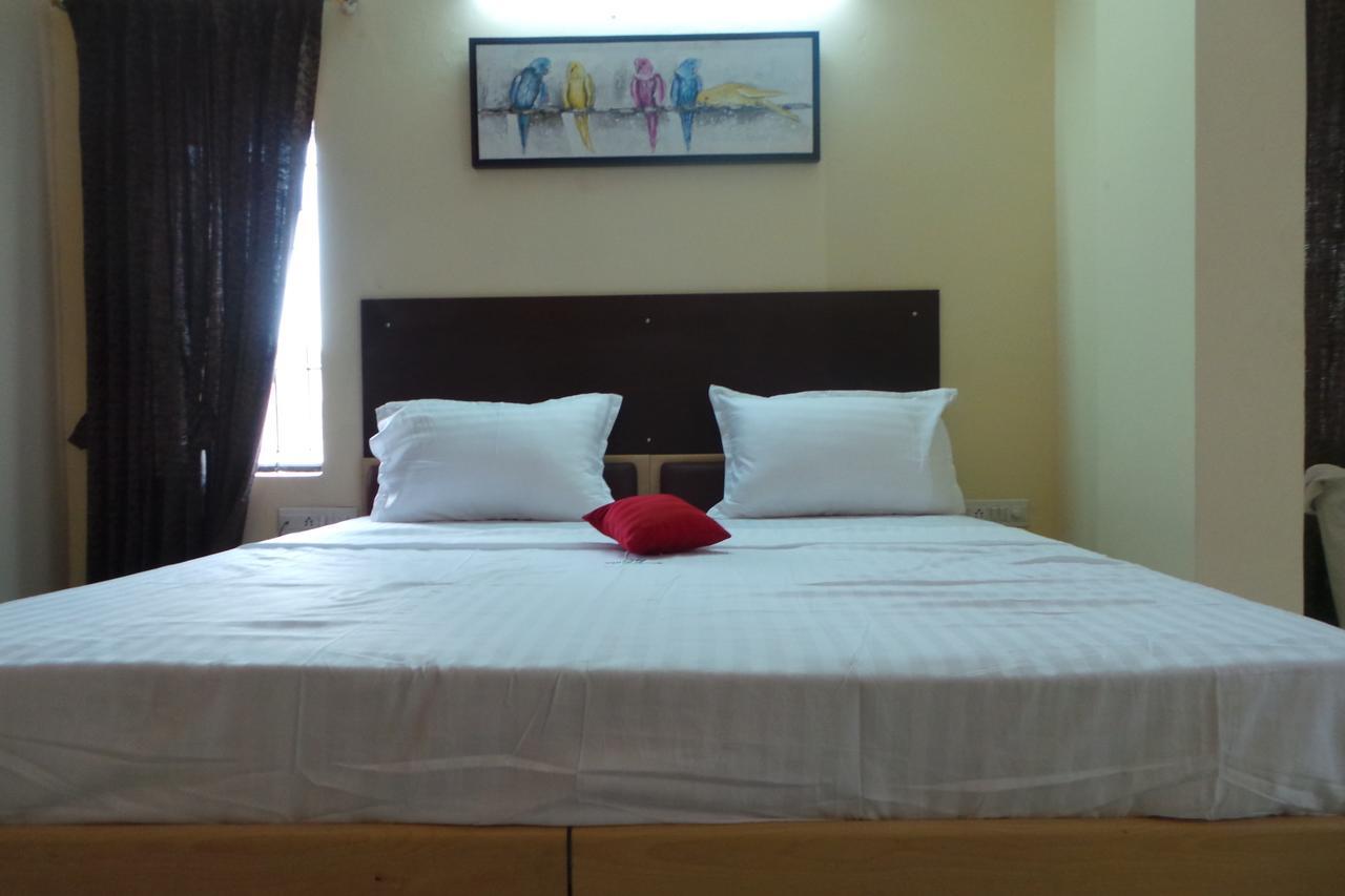 White House Hotel Bangalore Extérieur photo